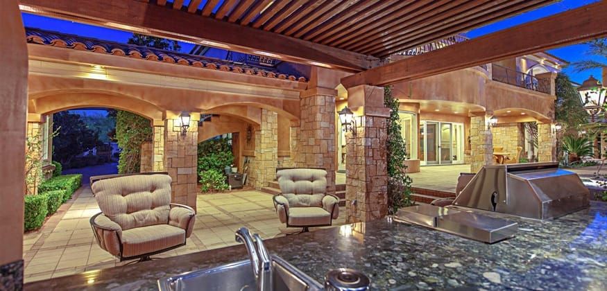Mike Tyson House -The patio