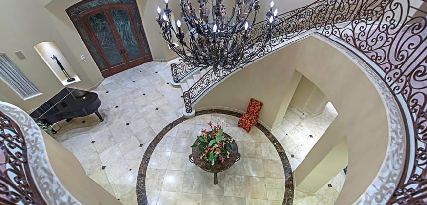 Mike Tyson House - The foyer